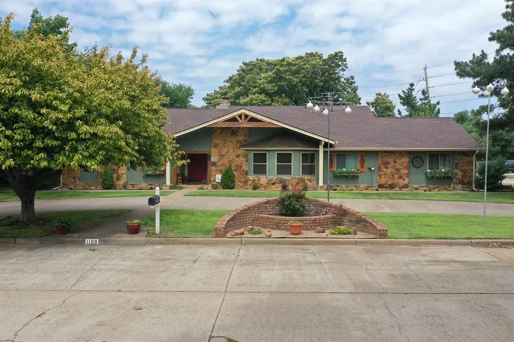 1109 N Terrace Drive, Weatherford, OK 73096 - #1