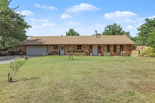 1211 E Rock Creek Road, Tuttle, OK 73089