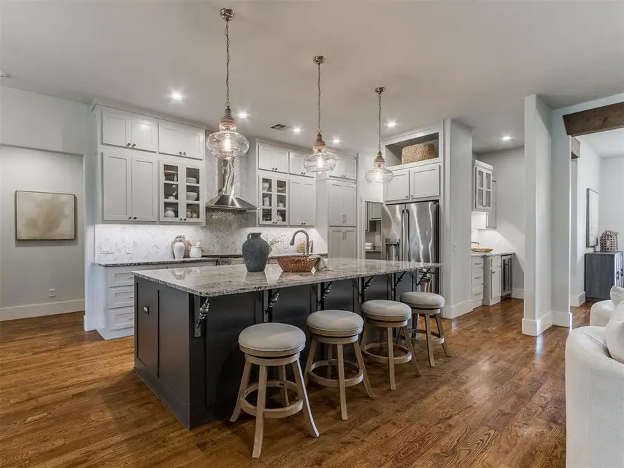 516 Sailboat Bridge Way, Edmond, OK 73034 - #2