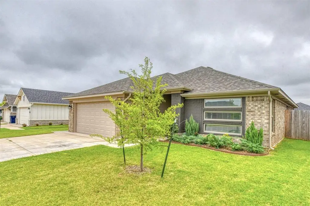 10512 NW 31st Place, Yukon, OK 73099 - #1