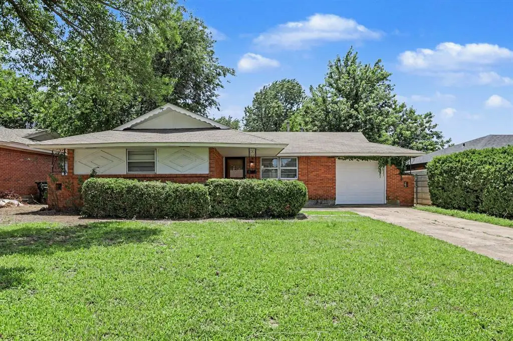 644 W Main Street, Moore, OK 73160 - #1