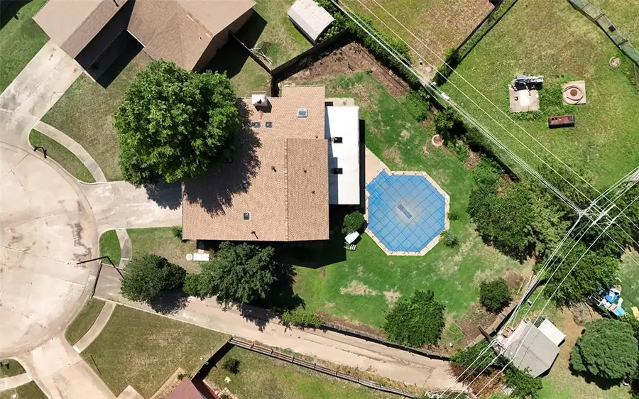 1372 W Cedarbrook Lane, Moore, OK 73170 - #2