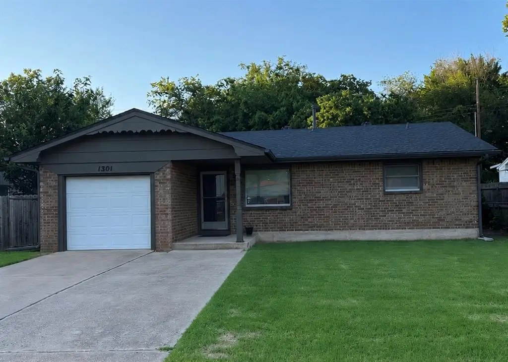 1301 E Brooks Street, Norman, OK 73071 - #1