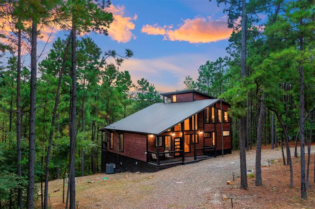 900 Timberline Trail, Broken Bow, OK 74728 - #1