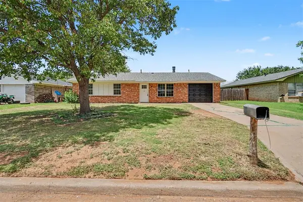 609 Libra Street, Altus, OK 73521