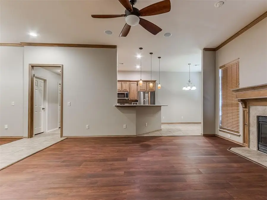 8428 NW 107th Street, Oklahoma City, OK 73162 - #2