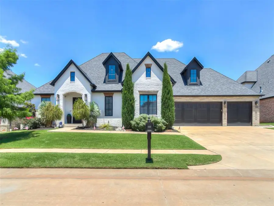 1333 Regency Bridge Circle, Edmond, OK 73034 - #2