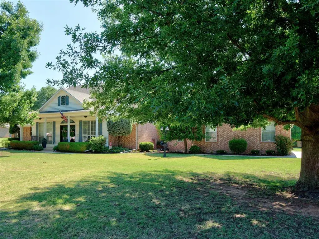610 W Ridge Drive, Tuttle, OK 73089 - #1
