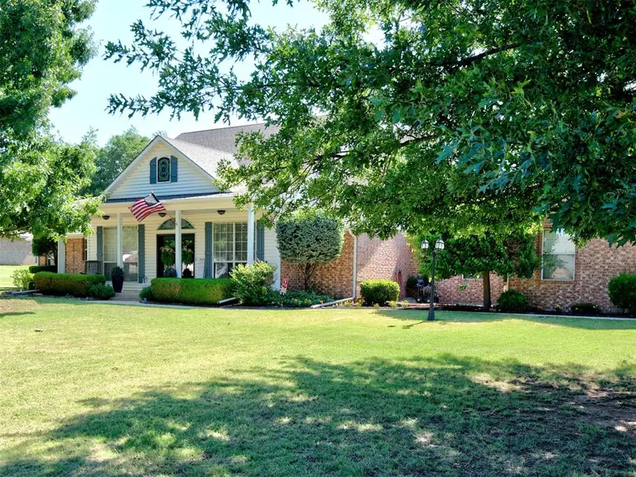 610 W Ridge Drive, Tuttle, OK 73089 - #3