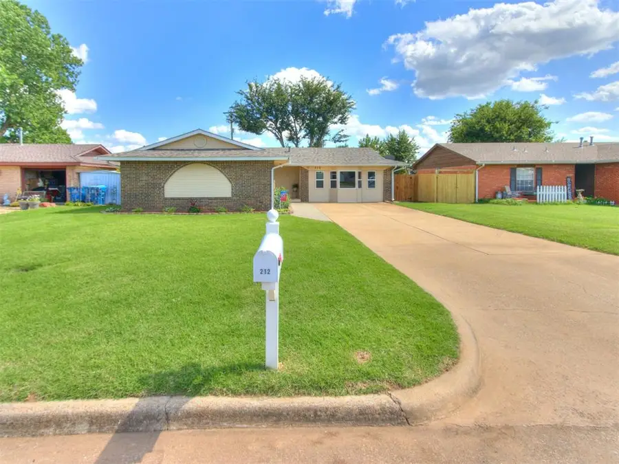 212 Gath Drive, Tuttle, OK 73089 - #2