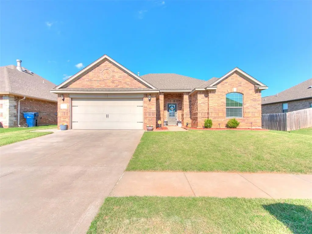 3208 Brookstone Lakes Drive, Yukon, OK 73099 - #1