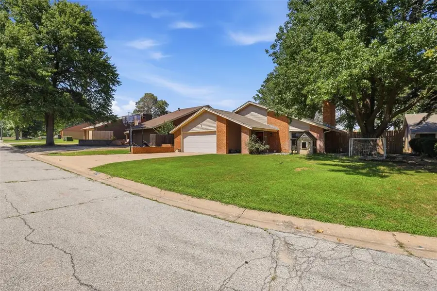 2713 Haystack Lane, Enid, OK 73703 - #3