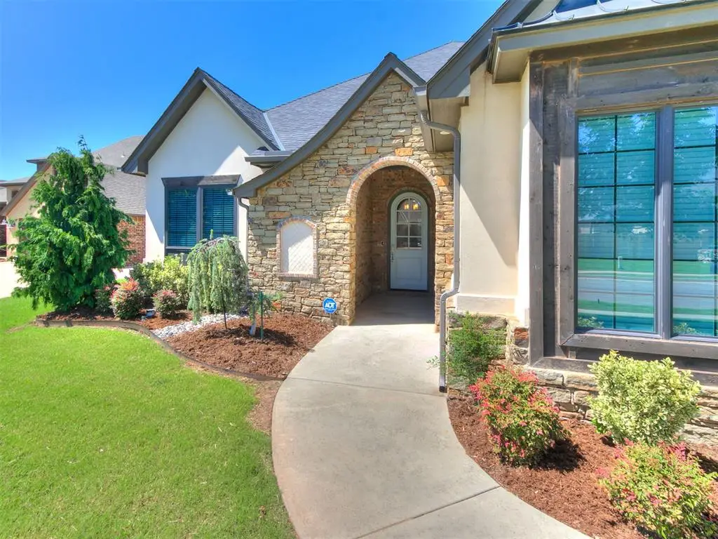624 Sailboat Bridge Way, Edmond, OK 73034 - #1