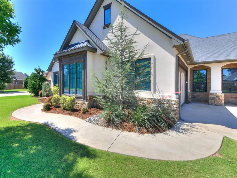 624 Sailboat Bridge Way, Edmond, OK 73034 - #2