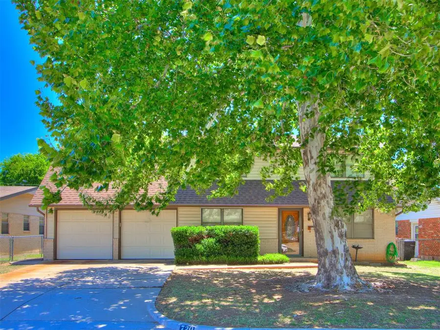 720 Penn Lane, Moore, OK 73160 - #2
