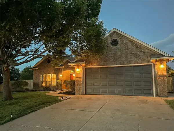 301 Whitman Court, Edmond, OK 73003