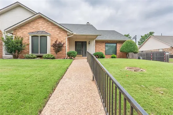 536 Lakeside Court, Shawnee, OK 74801