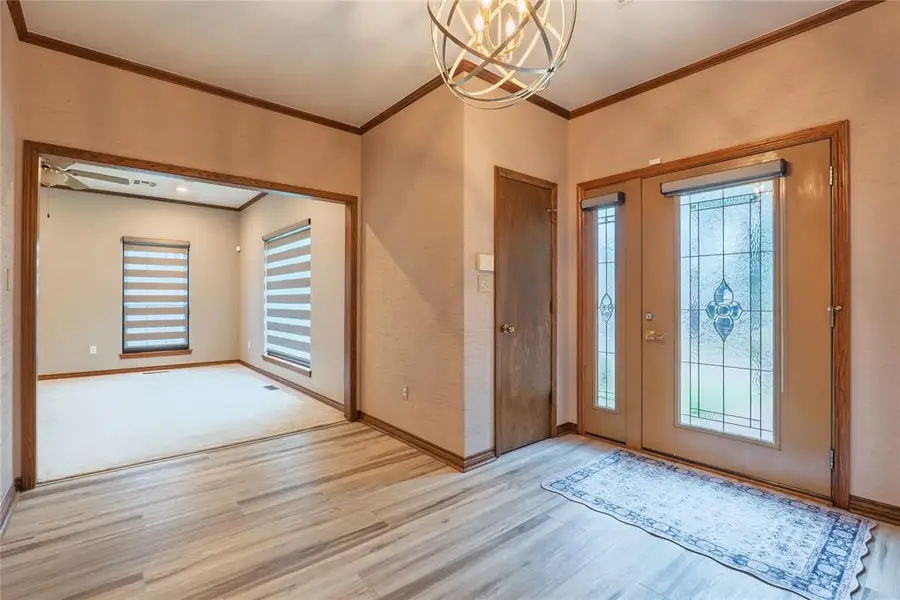 536 Lakeside Court, Shawnee, OK 74801 - #3