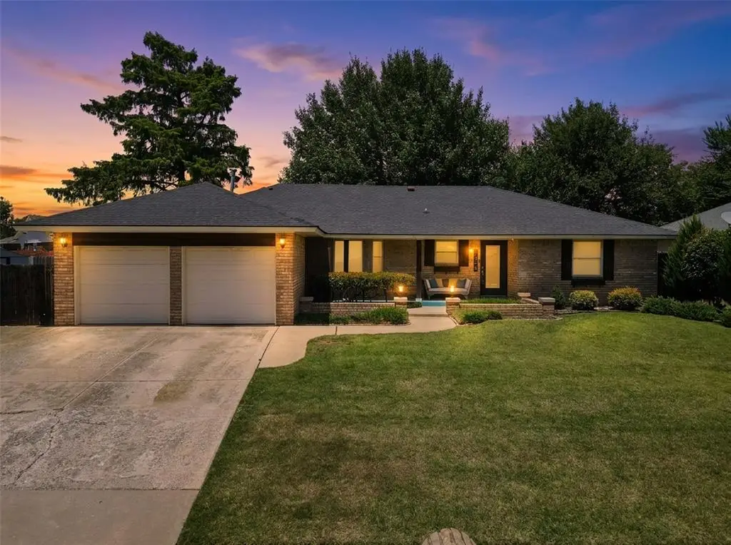 1539 Winding Creek Road, Moore, OK 73160 - #1