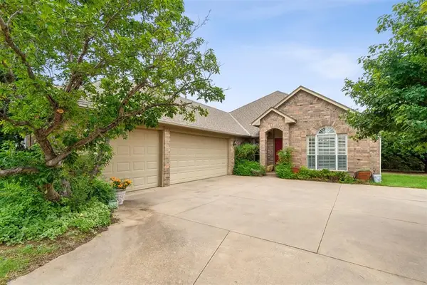 3012 Longmeadow, Edmond, OK 73003