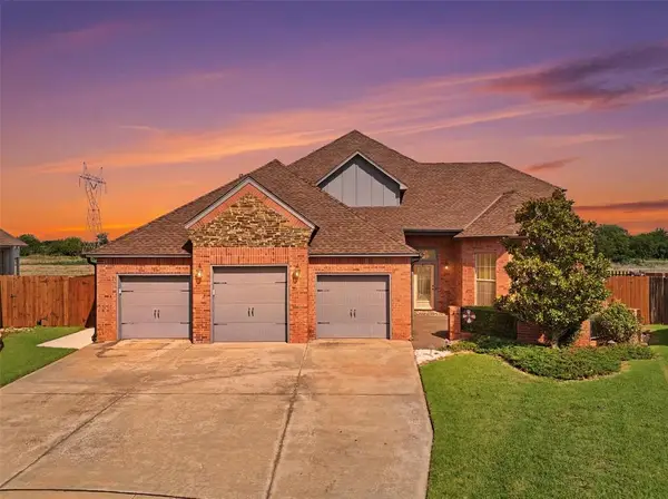 9329 NW 134th Terrace, Yukon, OK 73099