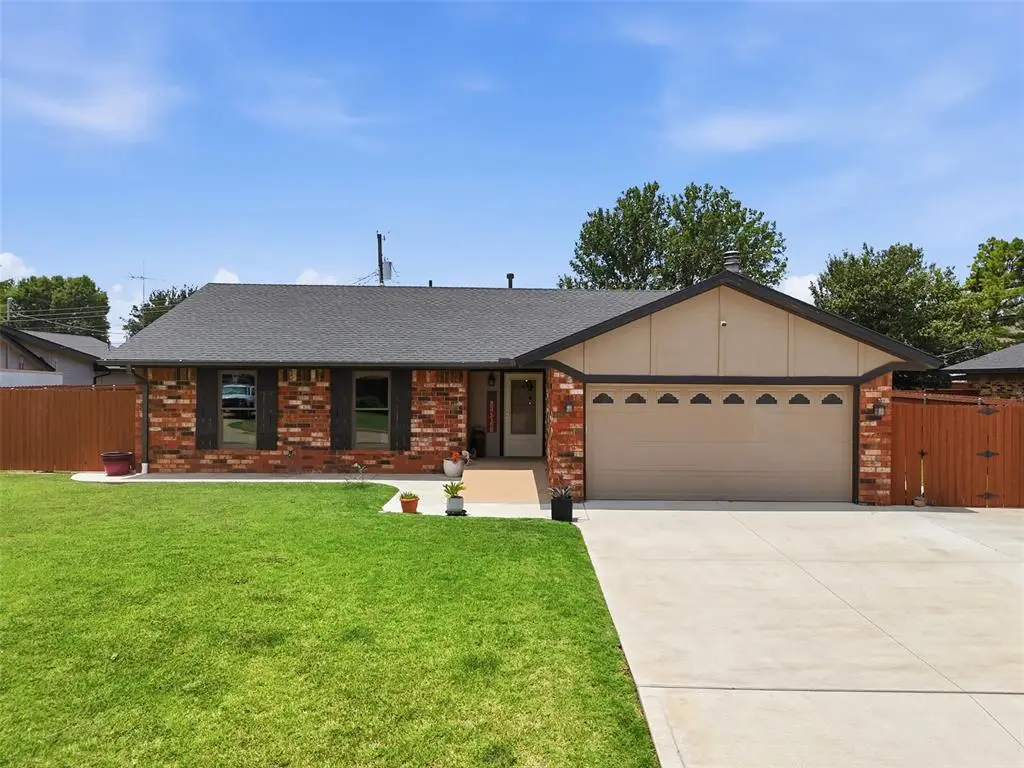 1504 S 11th Street, Kingfisher, OK 73750 - #1