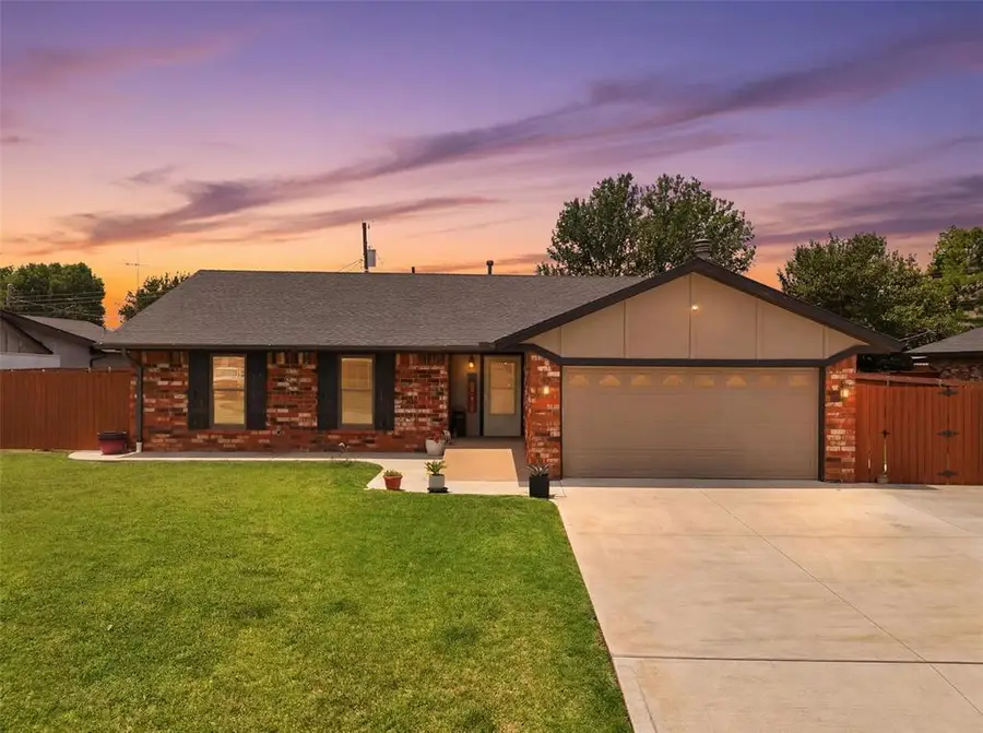 1504 S 11th Street, Kingfisher, OK 73750 - #2