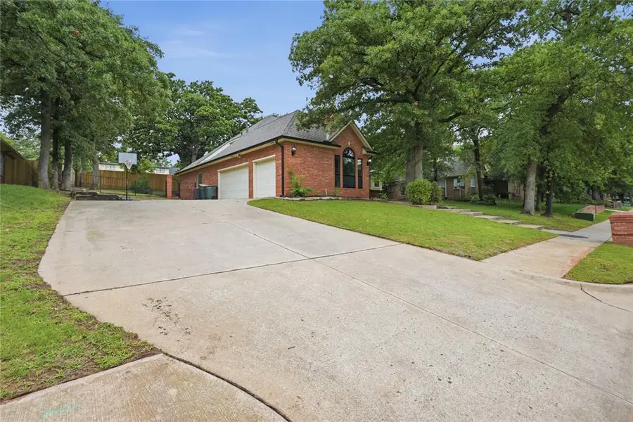 1 N Crosstimber Trail, Edmond, OK 73034 - #3