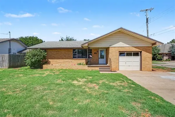 403 N Randall Avenue, Elk City, OK 73644