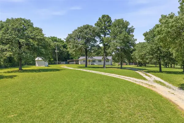 2976 Anshultz Road, Wilson, OK 73463