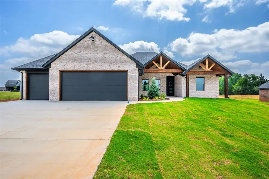 1109 Bridgeview Lane, Tuttle, OK 73089 - #2