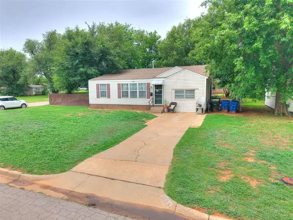 1728 S 20th Street, Chickasha, OK 73018