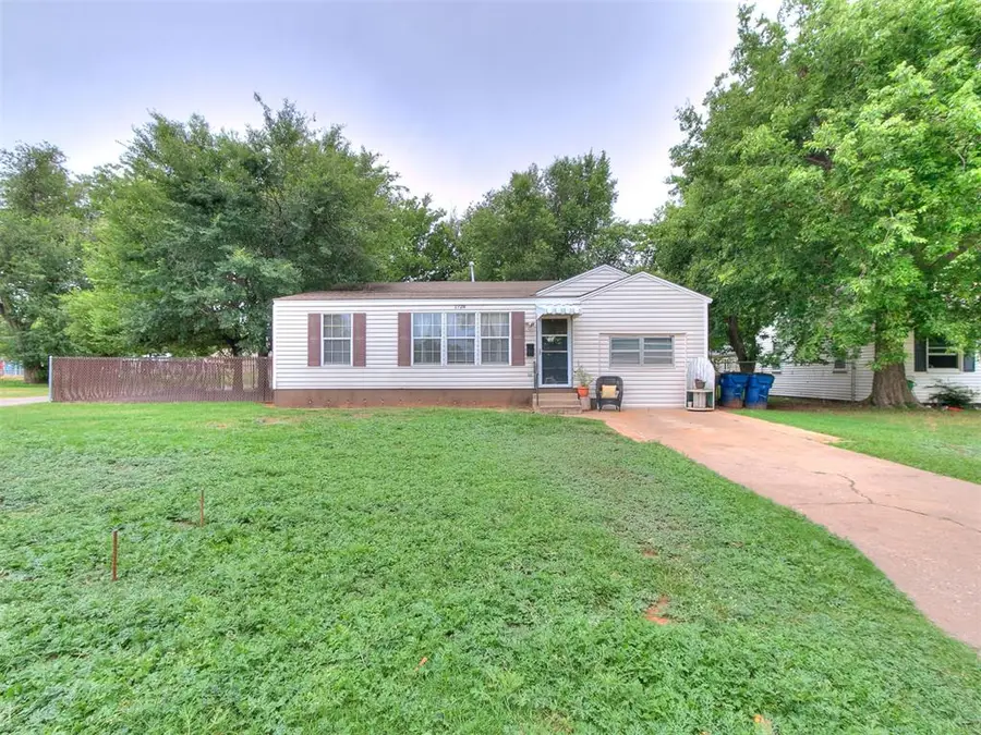 1728 S 20th Street, Chickasha, OK 73018 - #3