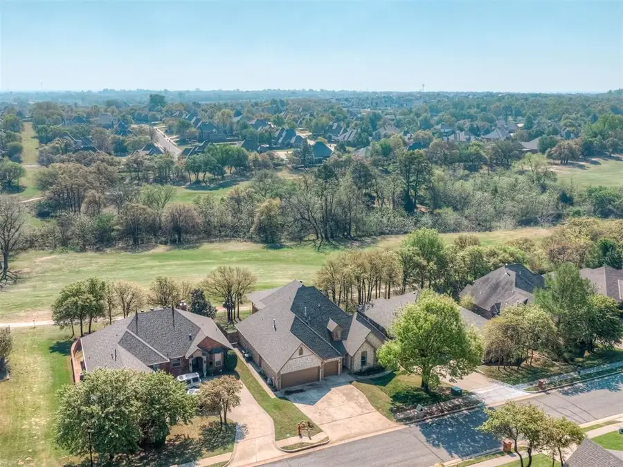 3048 Garden Vista, Edmond, OK 73034 - #2