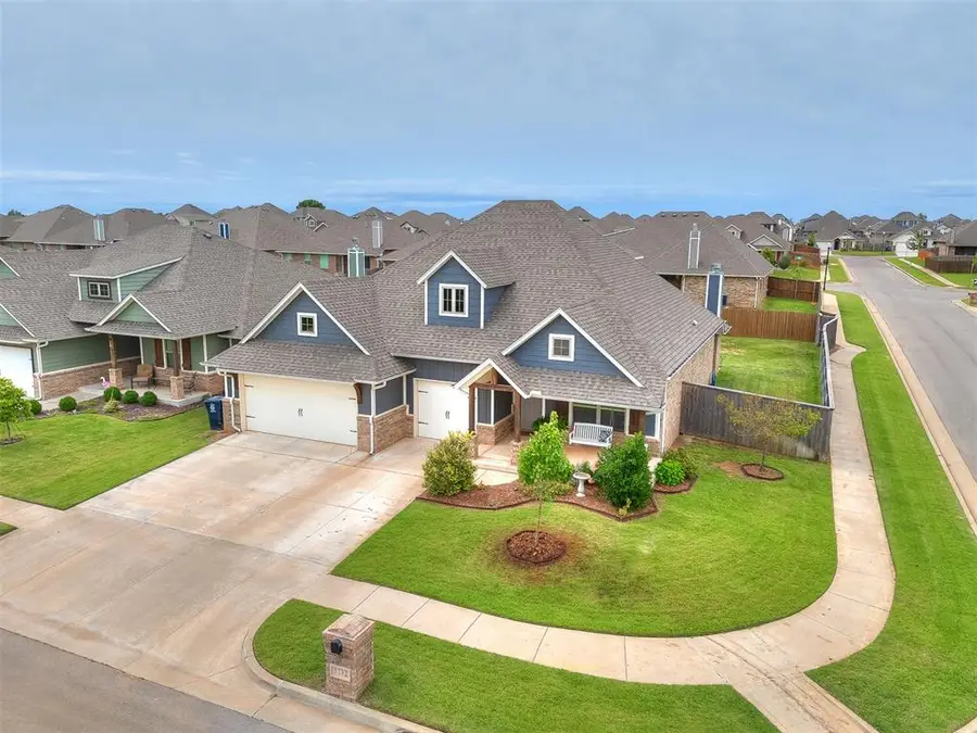 9232 NW 91st Street, Yukon, OK 73099 - #2