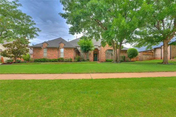 15240 Worthington Lane, Edmond, OK 73013