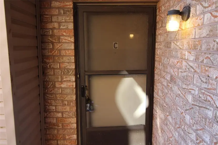 229 Chalmette Drive, Norman, OK 73071 - #3