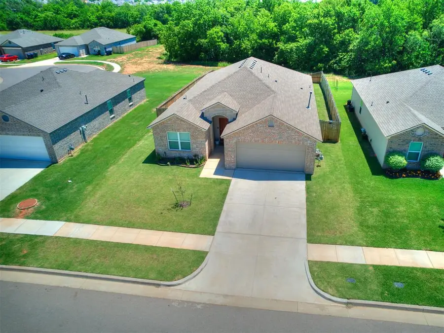 4204 Olivia Street, Mustang, OK 73064 - #2