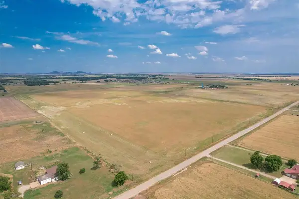 205 E County Road, Altus, OK 73521