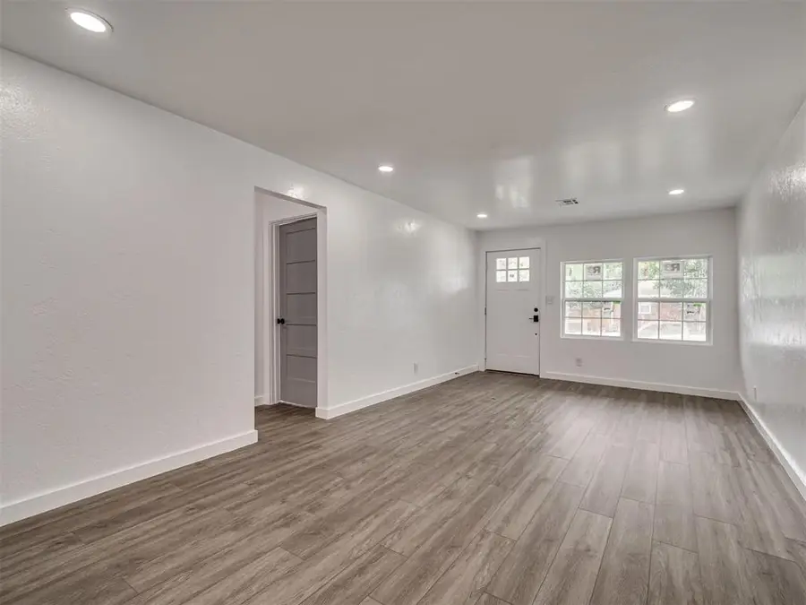 1113 NW 81st Street, Oklahoma City, OK 73114 - #3