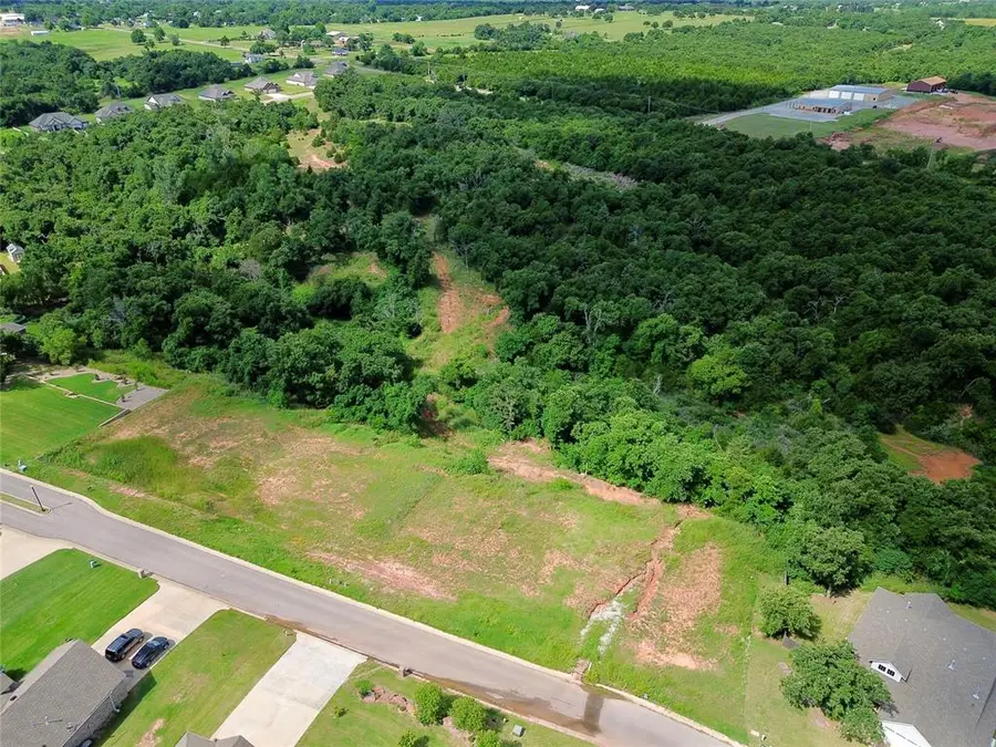 8851 Overlook Drive, Guthrie, OK 73044 - #2