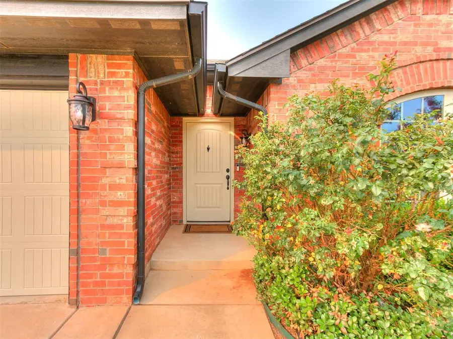 18404 Scarborough Drive, Edmond, OK 73012 - #2