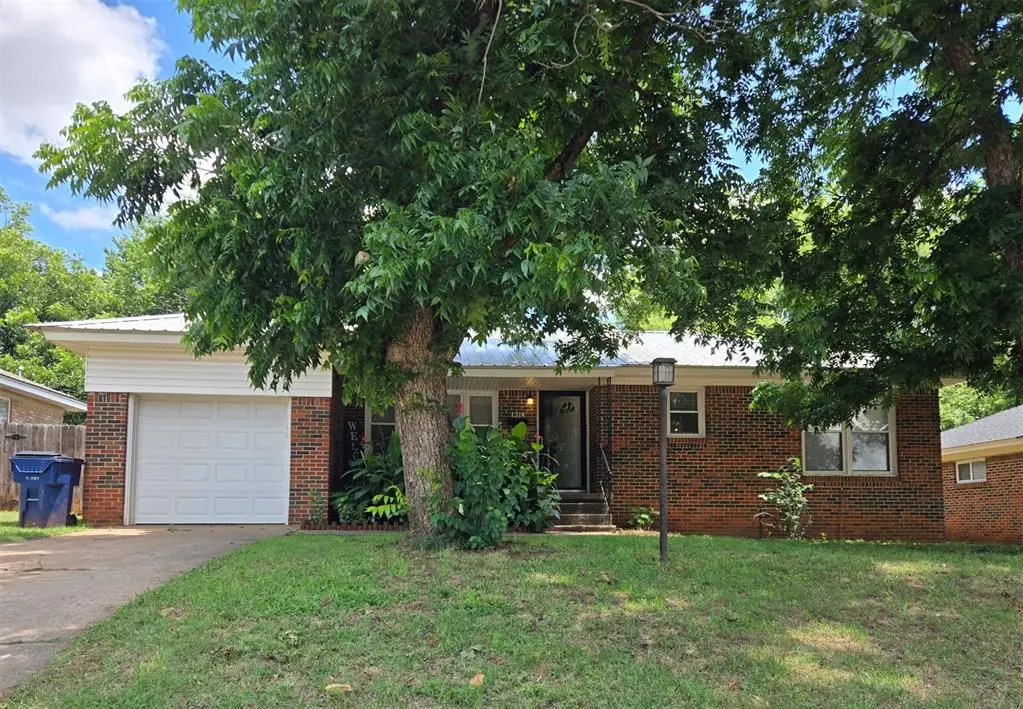 1314 N Ash Street, Guthrie, OK 73044 - #1