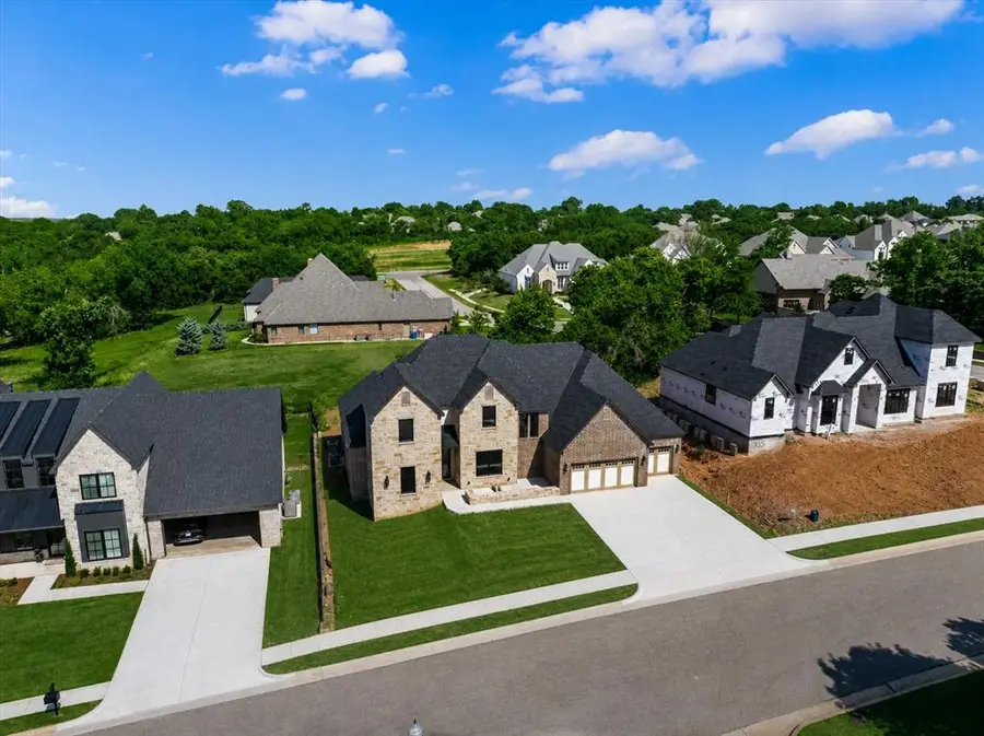 3032 Fountain Creek Drive, Edmond, OK 73034 - #2