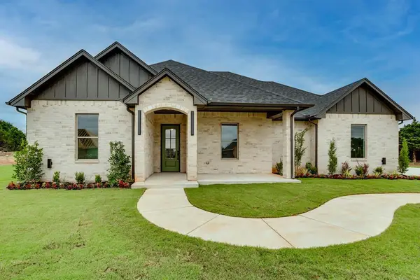 9356 Elizabeth Drive, Guthrie, OK 73044