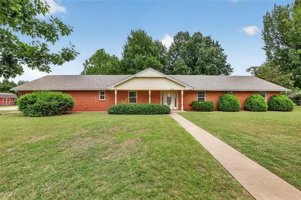1508 N Jackson Street, Edmond, OK 73034