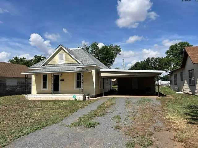 209 N Stephens Street, Hobart, OK 73651 - #1