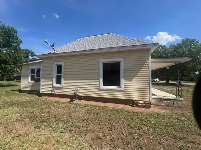 209 N Stephens Street, Hobart, OK 73651 - #3