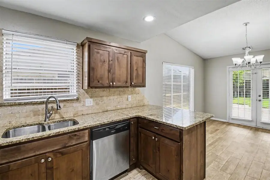 1508 W Hollyhead Terrace, Yukon, OK 73099 - #3