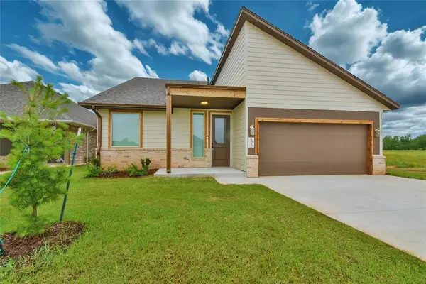 1813 Long Cove Avenue, Yukon, OK 73099